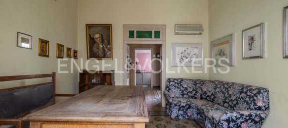 Дом с 5 спальнями в Виттория, Италия № 105192 9