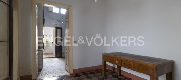 Дом с 5 спальнями в Виттория, Италия № 105192 11