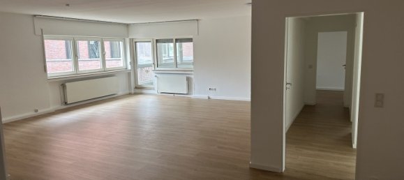 Здание с 9 комнатами в Мюнстер, Германия № 315360 13