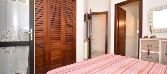 Дом с 4 комнатами в Тринита д’Агульту э Виньола, Италия № 158777 22