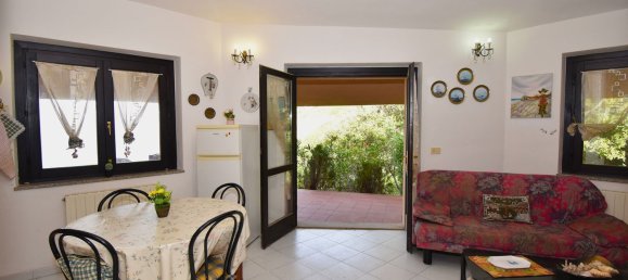 Дом с 4 комнатами в Тринита д’Агульту э Виньола, Италия № 158777 20