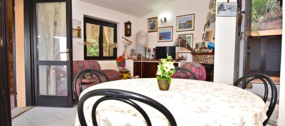 Дом с 4 комнатами в Тринита д’Агульту э Виньола, Италия № 158777 28