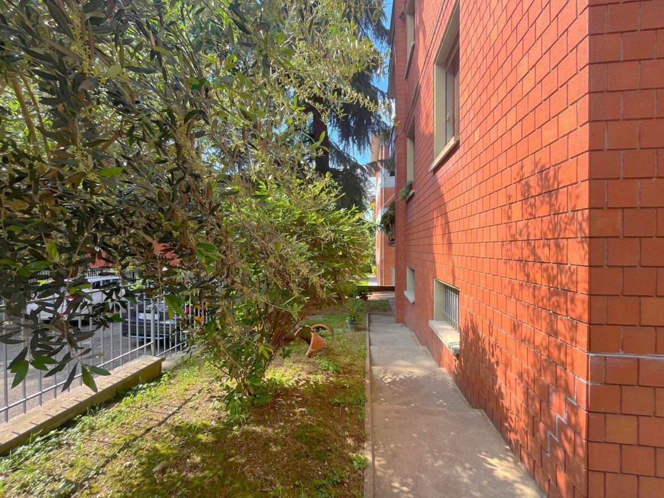 4 bedrooms Apartment in Casalecchio di Reno, Italy No. 125505