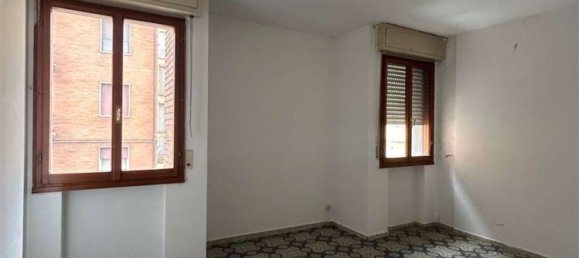 4 rooms Apartment in Vignola, Italy No. 234727 18