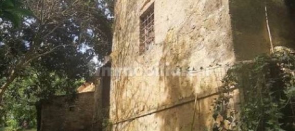 6 bedrooms Apartment in Poggibonsi, Italy No. 49647 2