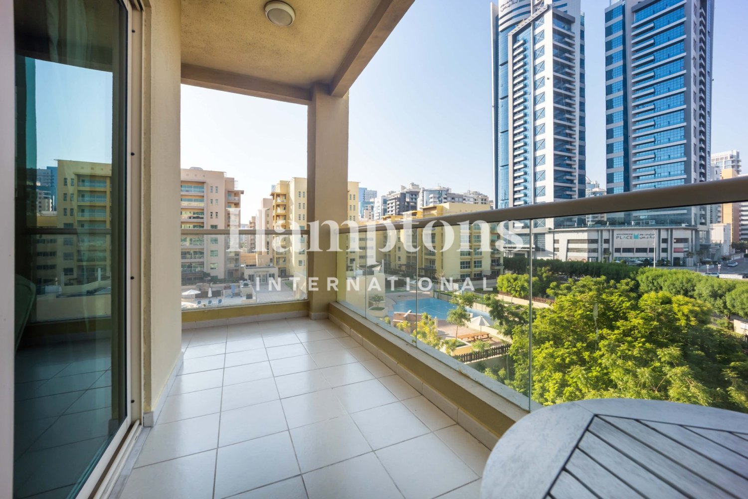 2 bedrooms Apartment for rent in Greens, Dubai, UAE № 196140