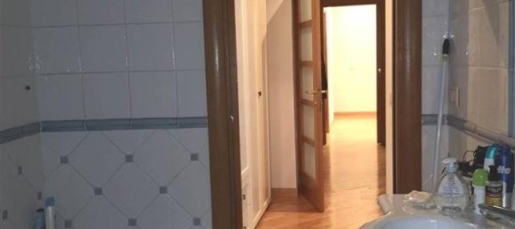 5-Zimmer Wohnung in San Giovanni Valdarno, Italy, Nr. 27757 11