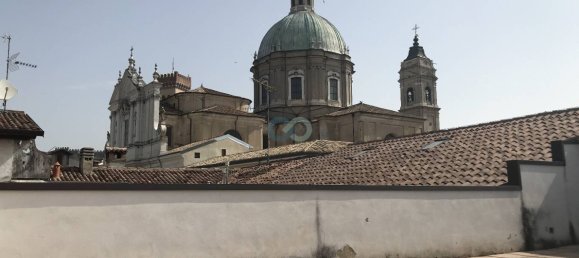 Edificio de 5 habitaciónes en Lonato del Garda, Italy No. 122936 2