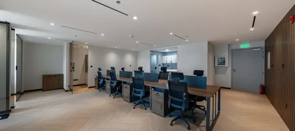 93m² Office in Jumeirah Lake Towers, UAE No. 108482 11