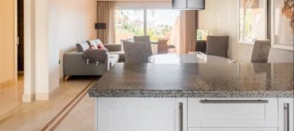 2 bedrooms Apartment in Marbella, Spain No. 115421 7