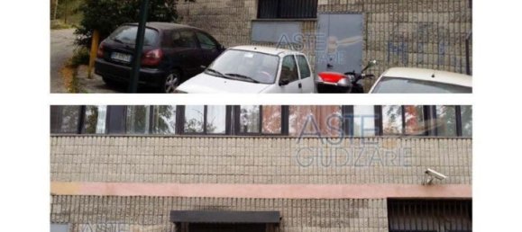 Almacén en Naples, Italy 370 m² No. 12490 5