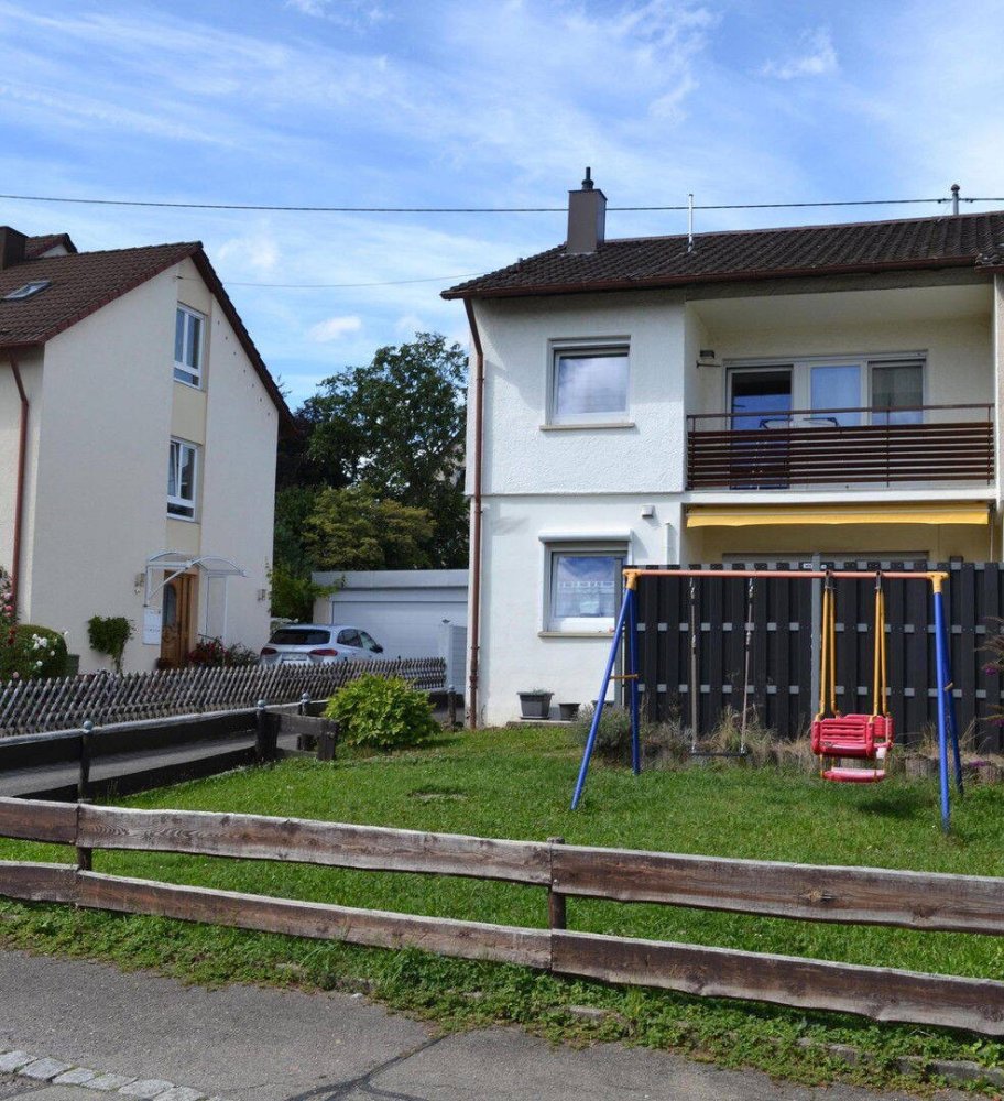 3 bedrooms Townhouse in Reutlingen, Germany No. 369510