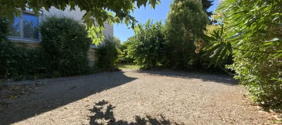 4 bedrooms Villa in Gard, France No. 323816 3