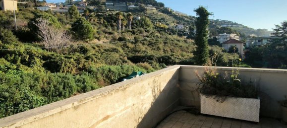 Ático de 4 dormitorios en Sanremo, Italy No. 314352 10