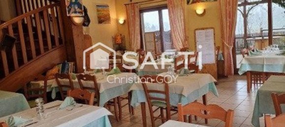 Propriété commerciale à Bourgoin-Jallieu, France 210m² No. 195269 2