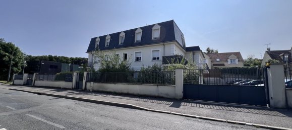 Apartamento de 2 dormitorios en Bouffemont, France No. 179028 6