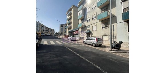 Квартира с 3 спальнями в Одивелаш, Португалия № 158657 19