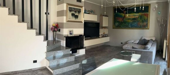 6 rooms House in Luni, Italy No. 203404 3