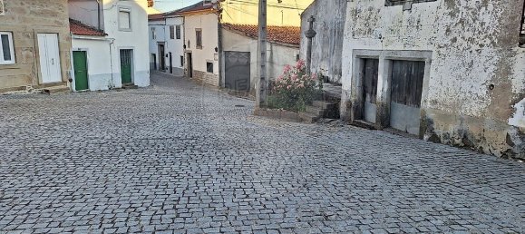 2 bedrooms House in Tinalhas, Portugal No. 40957 2