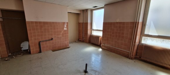 222m² Building in Bourbonne-les-Bains, France No. 244087 17