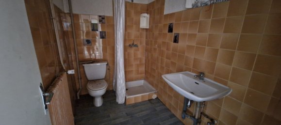 222m² Building in Bourbonne-les-Bains, France No. 244087 11