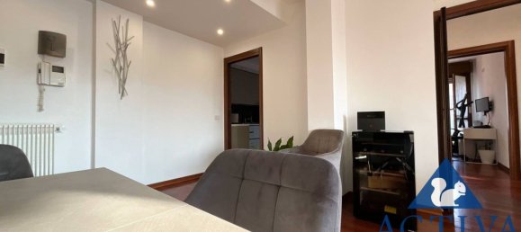 Apartamento de 3 divisões em Busto Arsizio, Italy N.º 334214 32