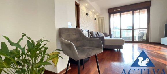 Apartamento de 3 divisões em Busto Arsizio, Italy N.º 334214 9