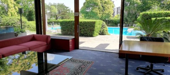 Studio in Rome, Italy No. 303399 15