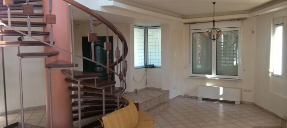 Коммерческая недвижимость с 4 спальнями в Vasilika, Терми, Салоники, Центральная Македония, Македония и Фракия, Греция № 4696 6