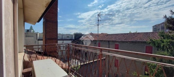 1 bedroom Penthouse in Ferrara, Italy No. 273304 12