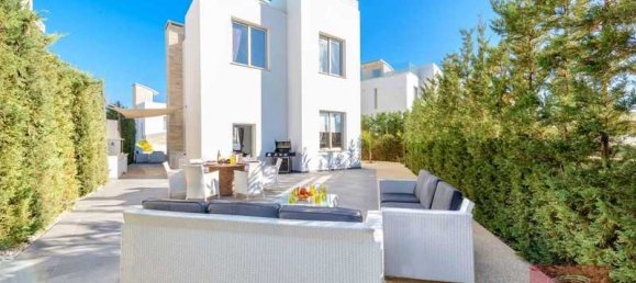 6 bedrooms Villa in Protaras, Cyprus No. 13595 3
