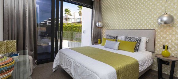 5 bedrooms Villa in Benahavis, Spain No. 4571 14