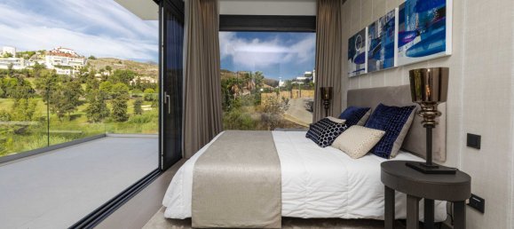 5 bedrooms Villa in Benahavis, Spain No. 4571 17