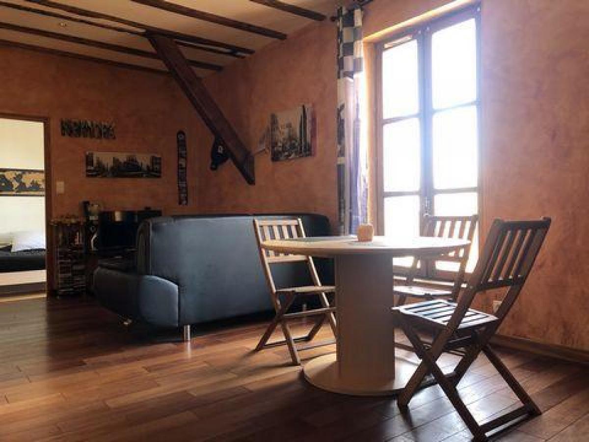 Studio à condo à Dijon, France No. 8985