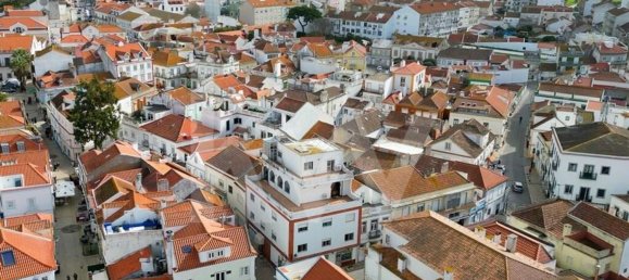 511m² Building in Alcochete, Portugal No. 69402 11