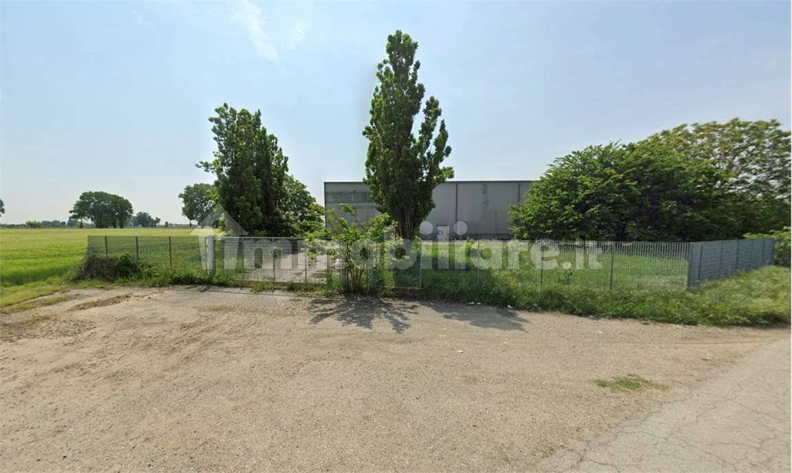 4 rooms Warehouse in Terranova dei Passerini, Italy No. 5050