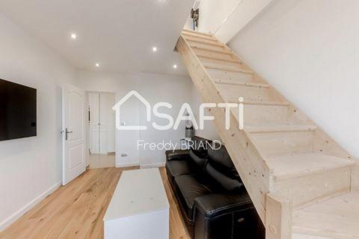 Квартира с 3 спальнями в Орли, Франция № 35981