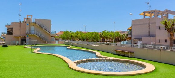 4 Schlafzimmer Wohnung in Alicante, Spain, Nr. 178432 2