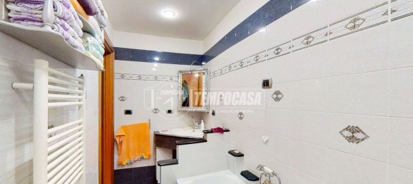 Apartamento de 4 dormitorios en Vado Ligure, Italy No. 312082 13