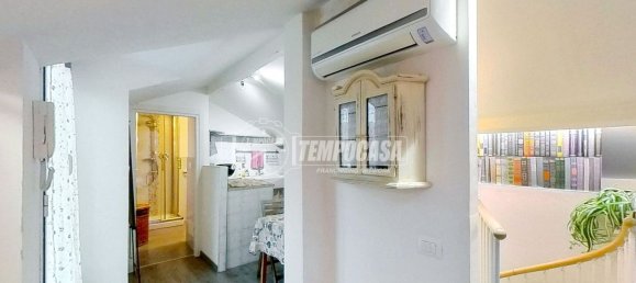 Apartamento de 4 dormitorios en Vado Ligure, Italy No. 312082 19