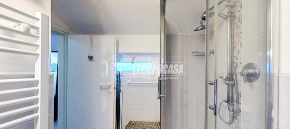 Apartamento de 4 dormitorios en Vado Ligure, Italy No. 312082 23