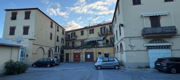 Apartamento de 4 dormitorios en Vado Ligure, Italy No. 312082 26