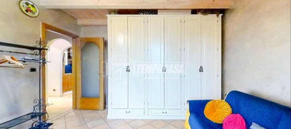 Apartamento de 4 dormitorios en Vado Ligure, Italy No. 312082 16