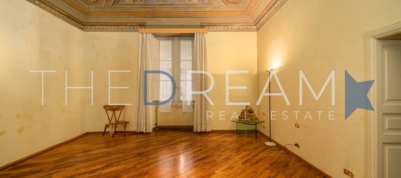 4 bedrooms Apartment in Florence, Italy No. 141258 24