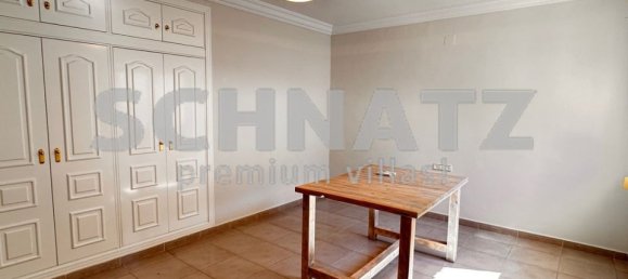 Villa de 5 dormitorios en Pedreguer, Spain No. 184793 32