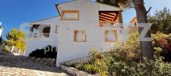 Villa de 5 dormitorios en Pedreguer, Spain No. 184793 3