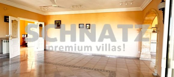 Villa de 5 dormitorios en Pedreguer, Spain No. 184793 23