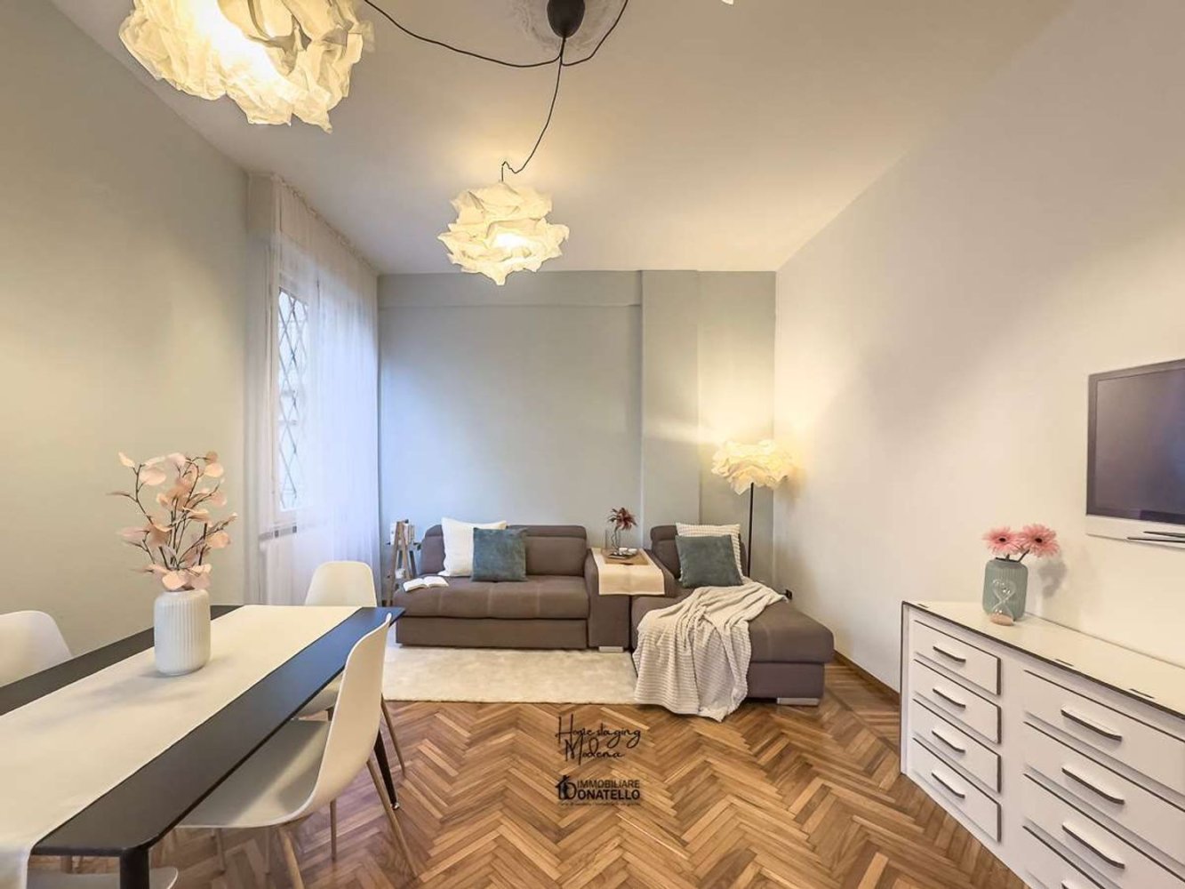 3 rooms Apartment in Modena, Italy No. 98689