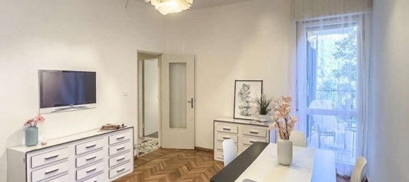 3 rooms Apartment in Modena, Italy No. 98689 65
