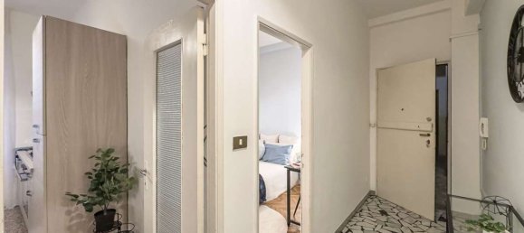 3 rooms Apartment in Modena, Italy No. 98689 54